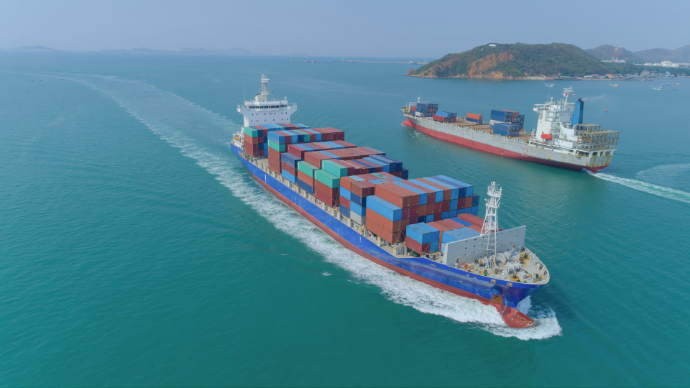 Cargo ships transporting goods, illustrating EU-China food regulation consulting services for infant formula and FSMP sectors.